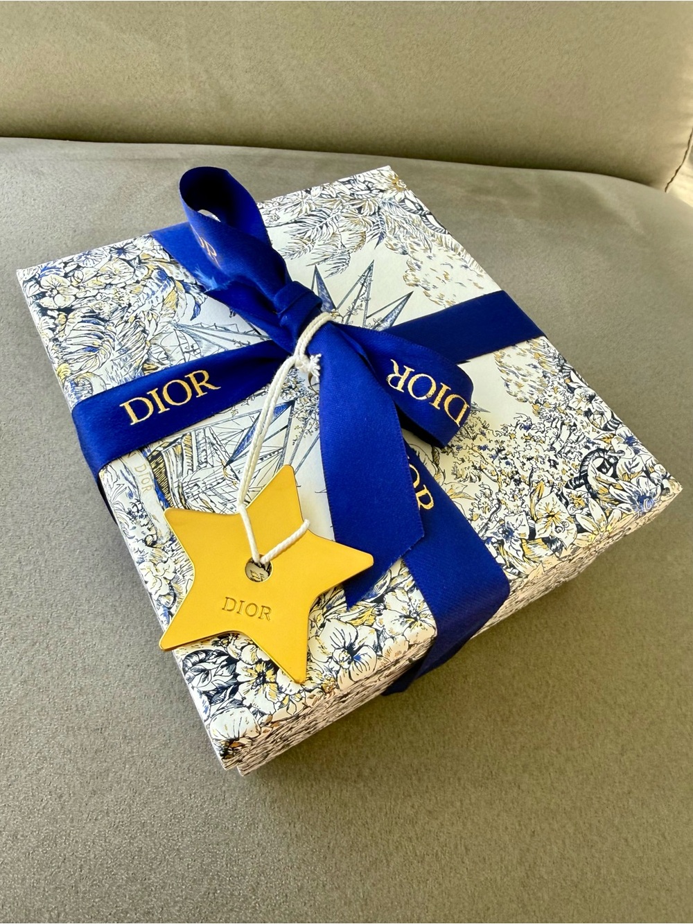 Dior Holiday 2022 Blue Ribbon Gift with Gold Star Ornament